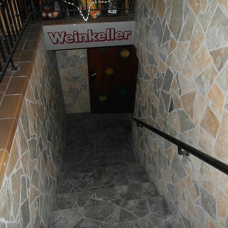 Hotel Zum Weissen Kreuz Altenahr Esterno foto
