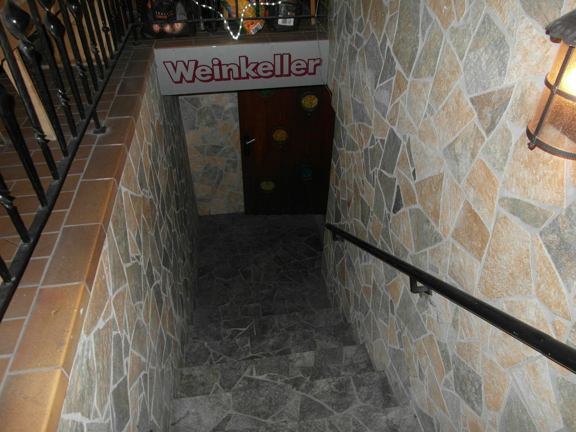 Hotel Zum Weissen Kreuz Altenahr Esterno foto